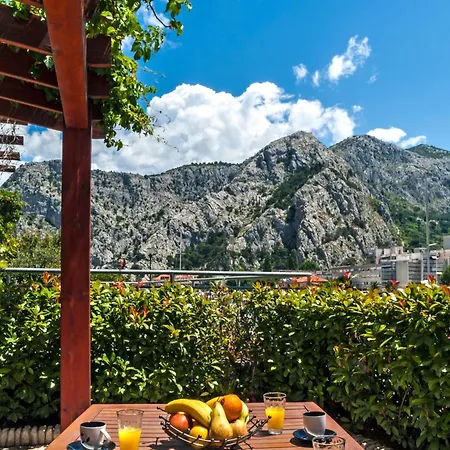 Apartament Lejo